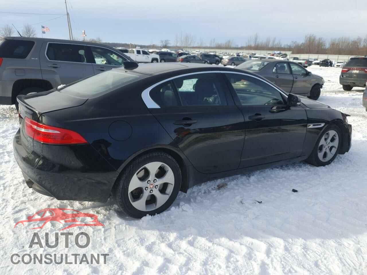 JAGUAR XE 2017 - SAJAR4BG0HA977089