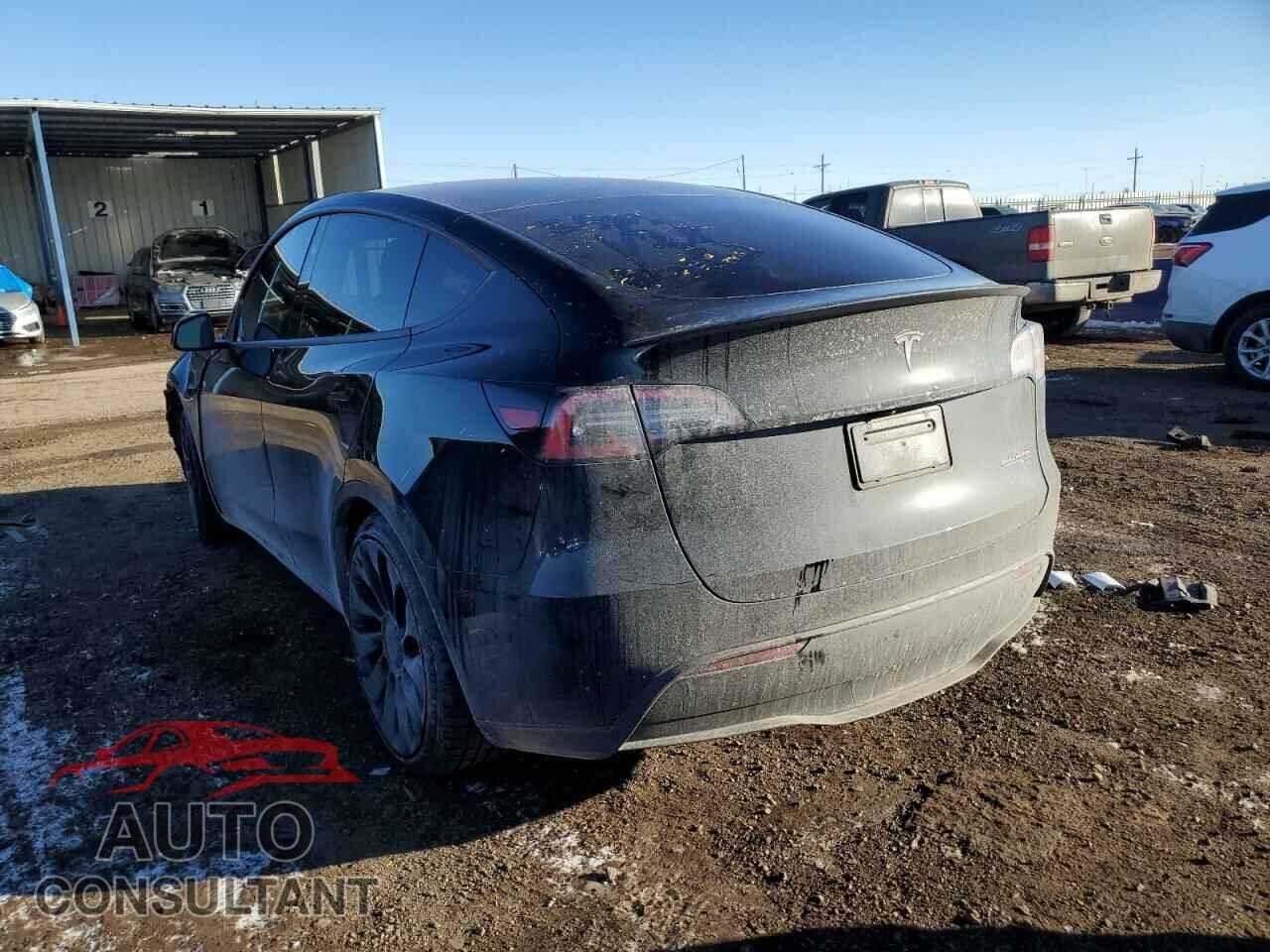 TESLA MODEL Y 2023 - 7SAYGDEF0PF947413