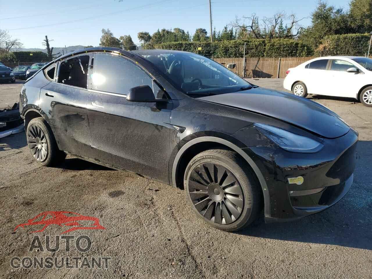 TESLA MODEL Y 2022 - 7SAYGDEE7NF403897
