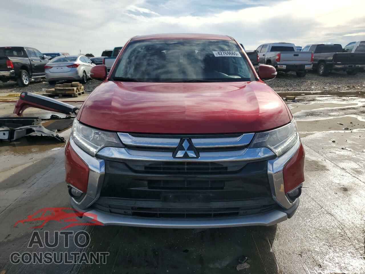 MITSUBISHI OUTLANDER 2018 - JA4AD3A38JZ010401