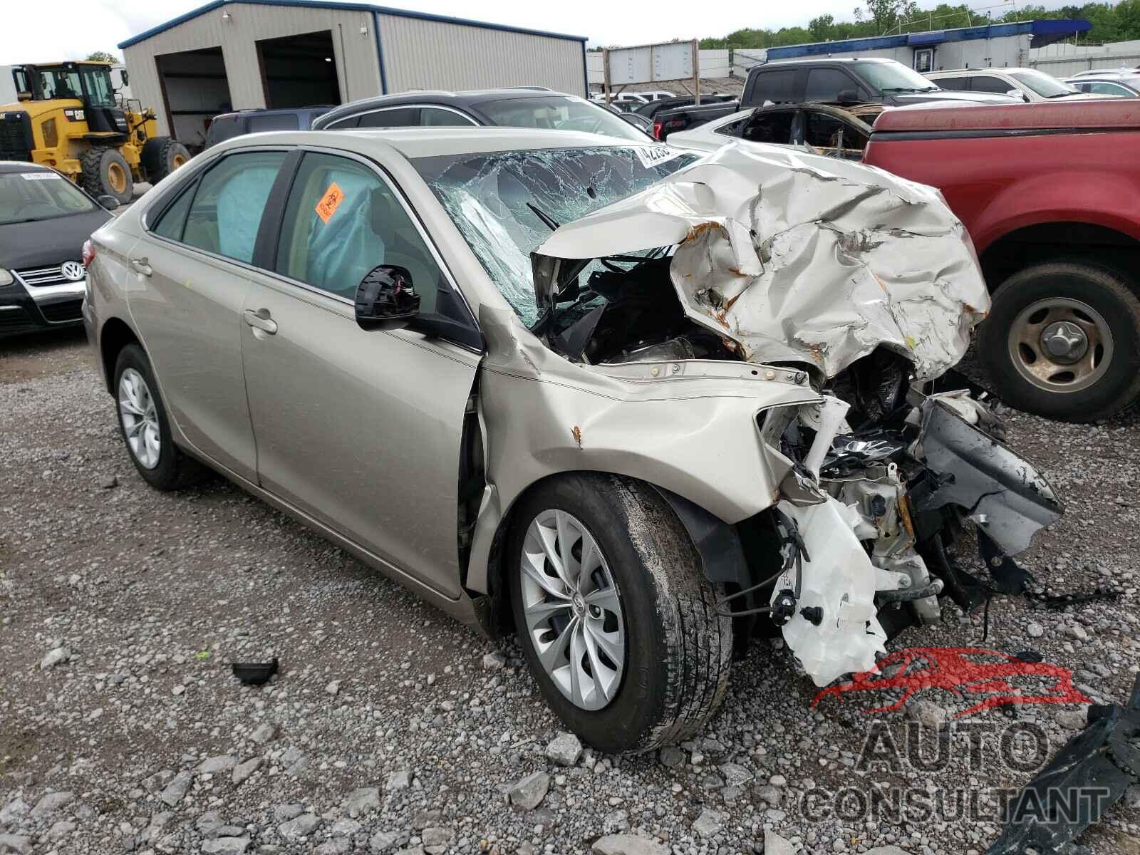 TOYOTA CAMRY 2016 - 4T4BF1FK6GR555903