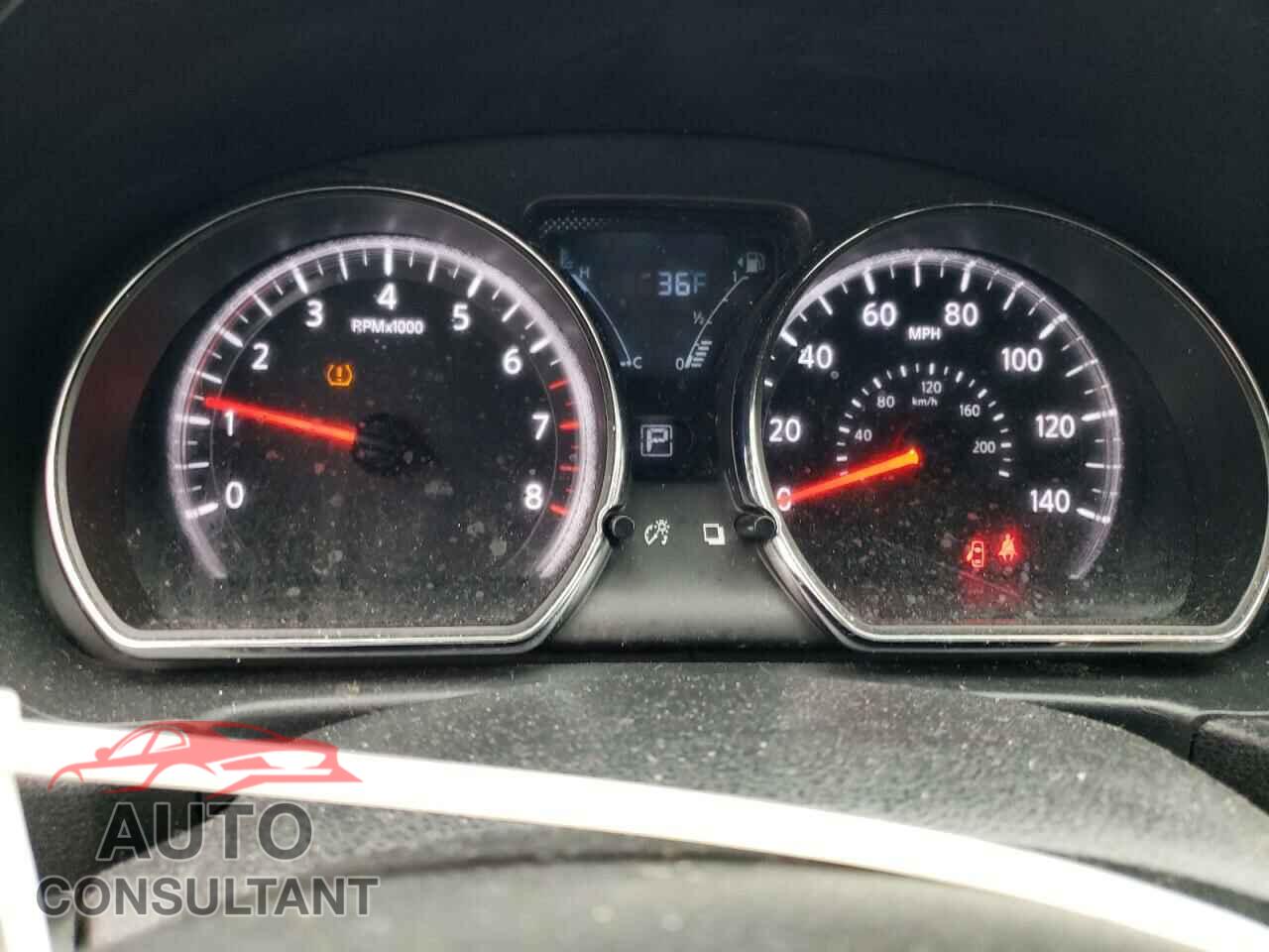 NISSAN VERSA 2018 - 3N1CN7APXJL845707