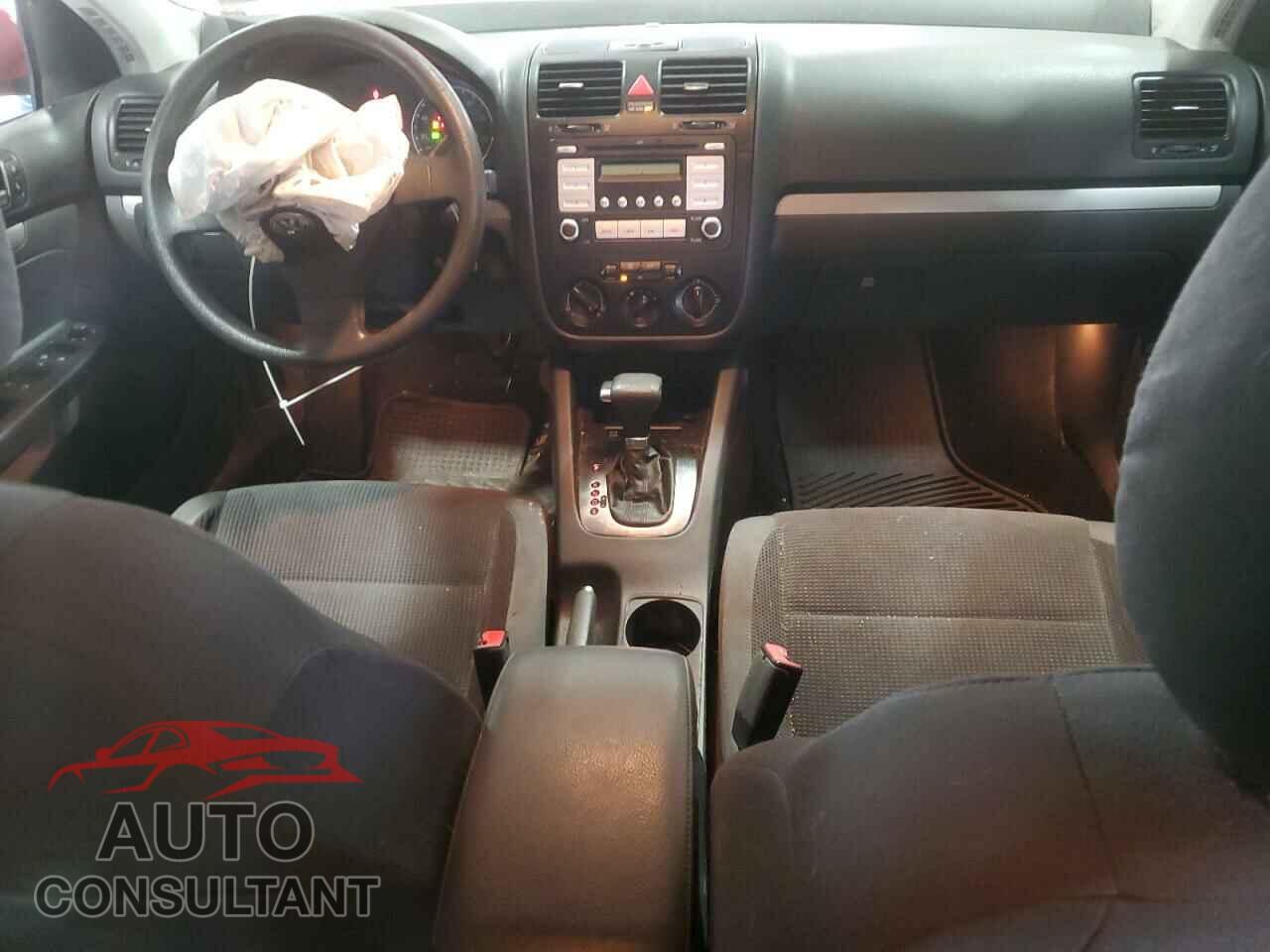 VOLKSWAGEN JETTA 2009 - 3VWJM71K09M160937