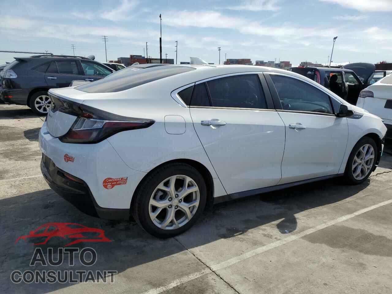 CHEVROLET VOLT 2018 - 1G1RD6S58JU117609