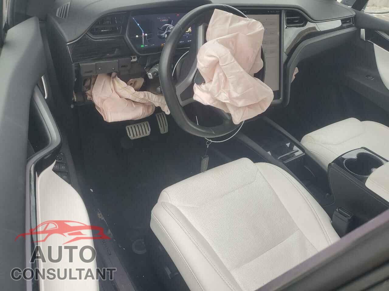TESLA MODEL X 2018 - 5YJXCDE47JF128439