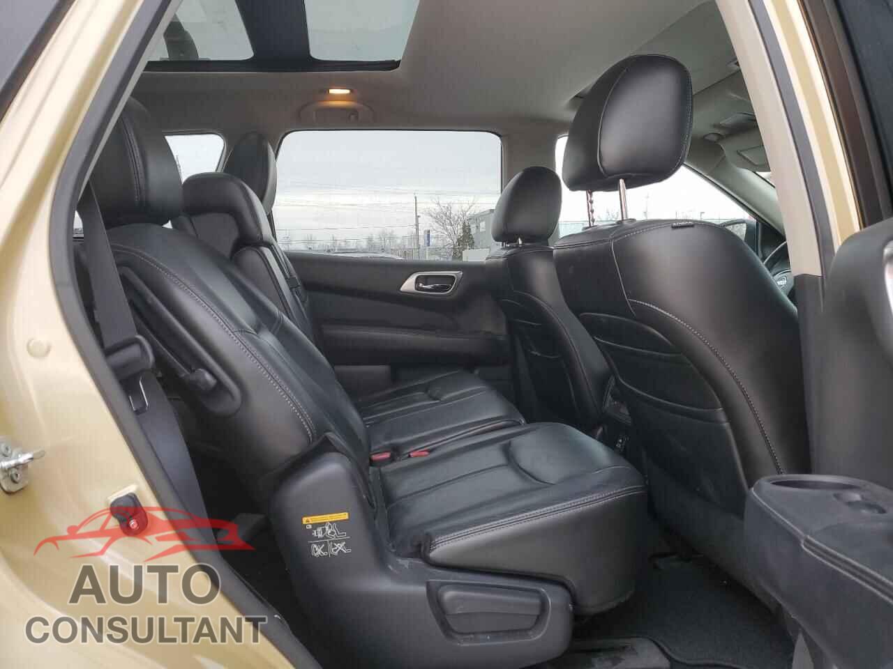 NISSAN PATHFINDER 2013 - 5N1AR2MM4DC602077