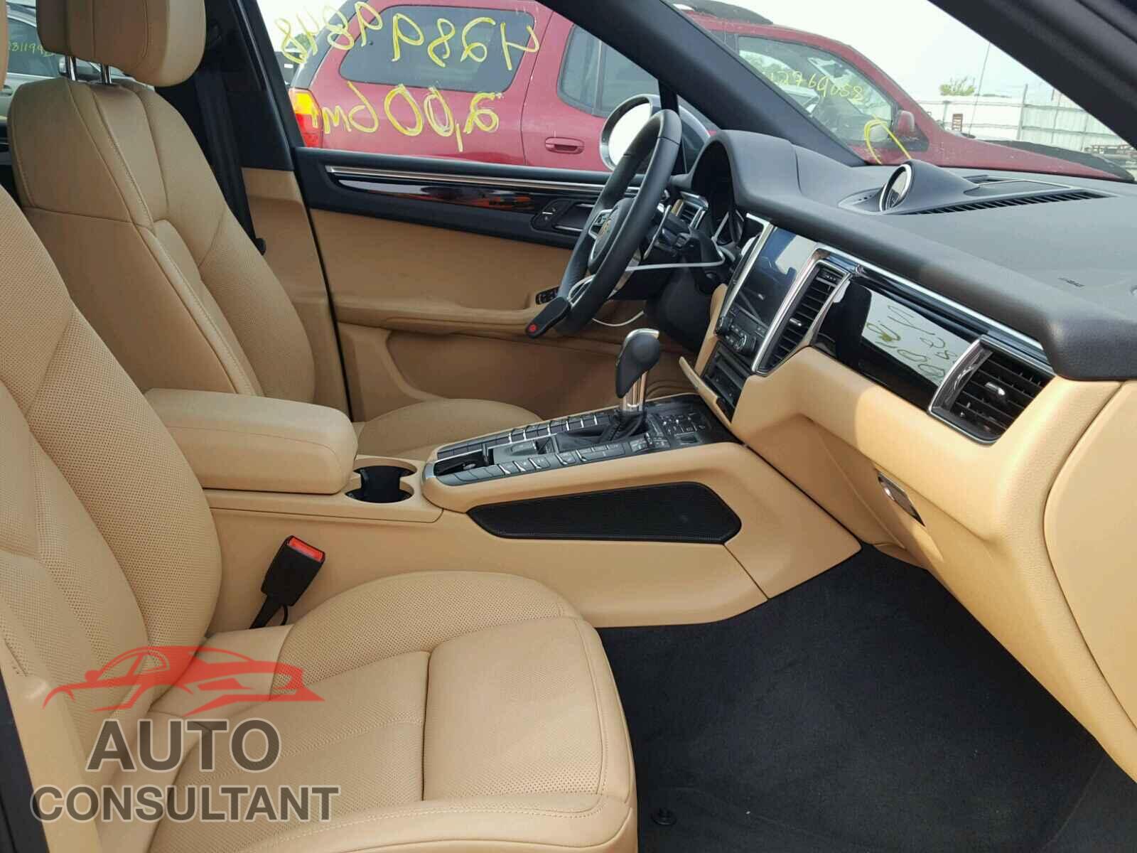PORSCHE MACAN 2018 - WP1AA2A52JLB10537