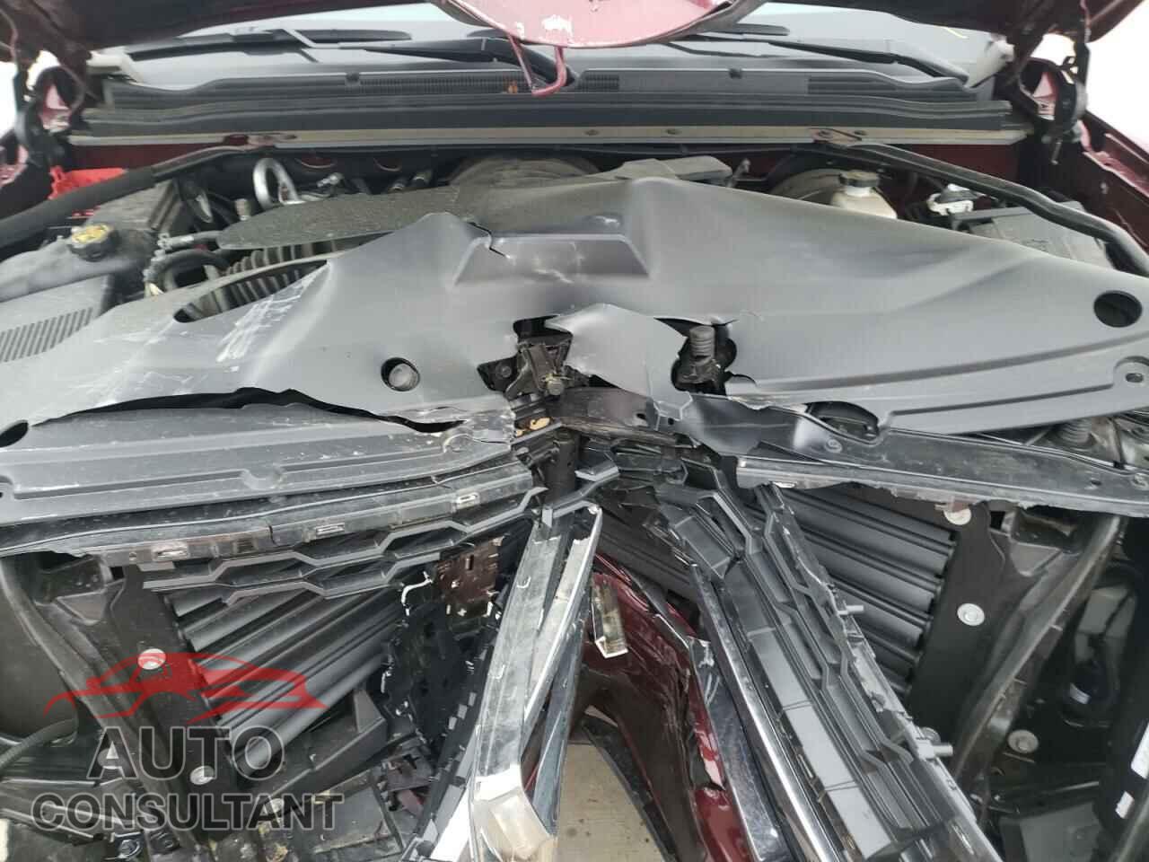 CHEVROLET TAHOE 2018 - 1GNSCBKC8JR376954
