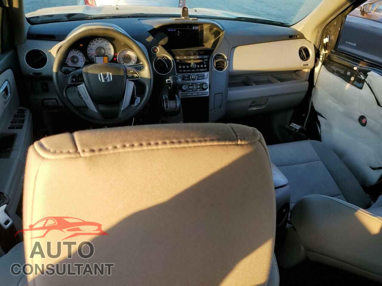 HONDA PILOT 2013 - 5FNYF3H26DB030104