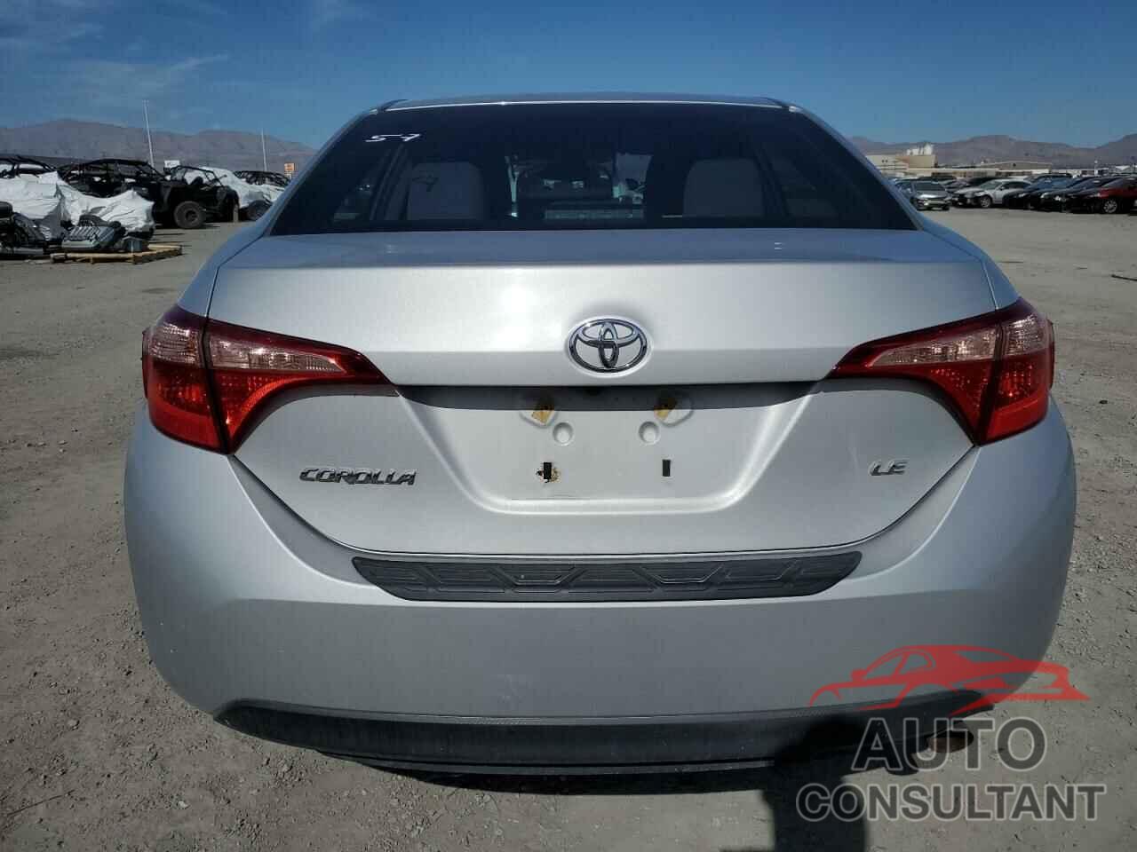 TOYOTA COROLLA 2018 - 2T1BURHE1JC041469