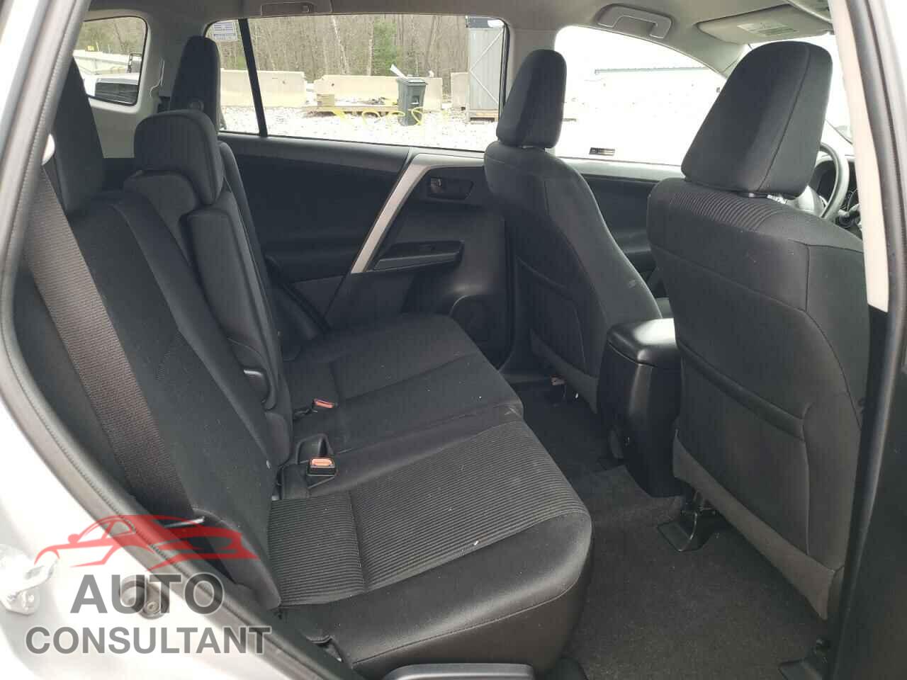 TOYOTA RAV4 2016 - 2T3BFREV4GW411004
