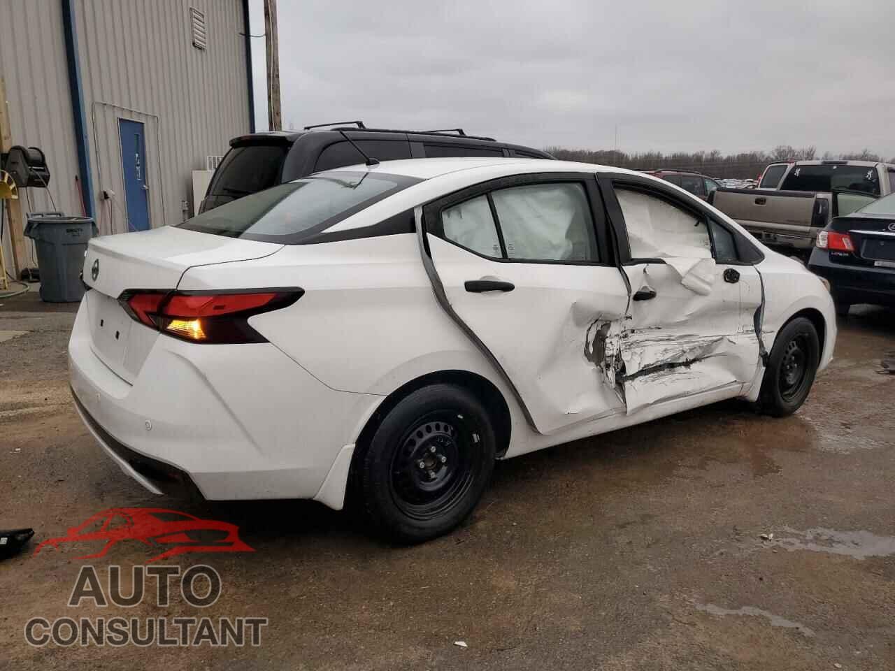 NISSAN VERSA 2020 - 3N1CN8DV8LL900724