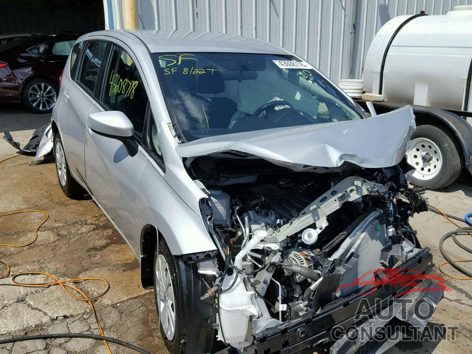 NISSAN VERSA 2018 - 3N1CE2CP2JL361711