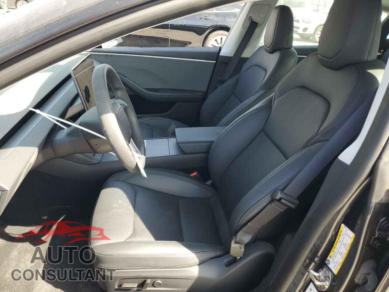 TESLA MODEL 3 2024 - 5YJ3E1EA1RF740788