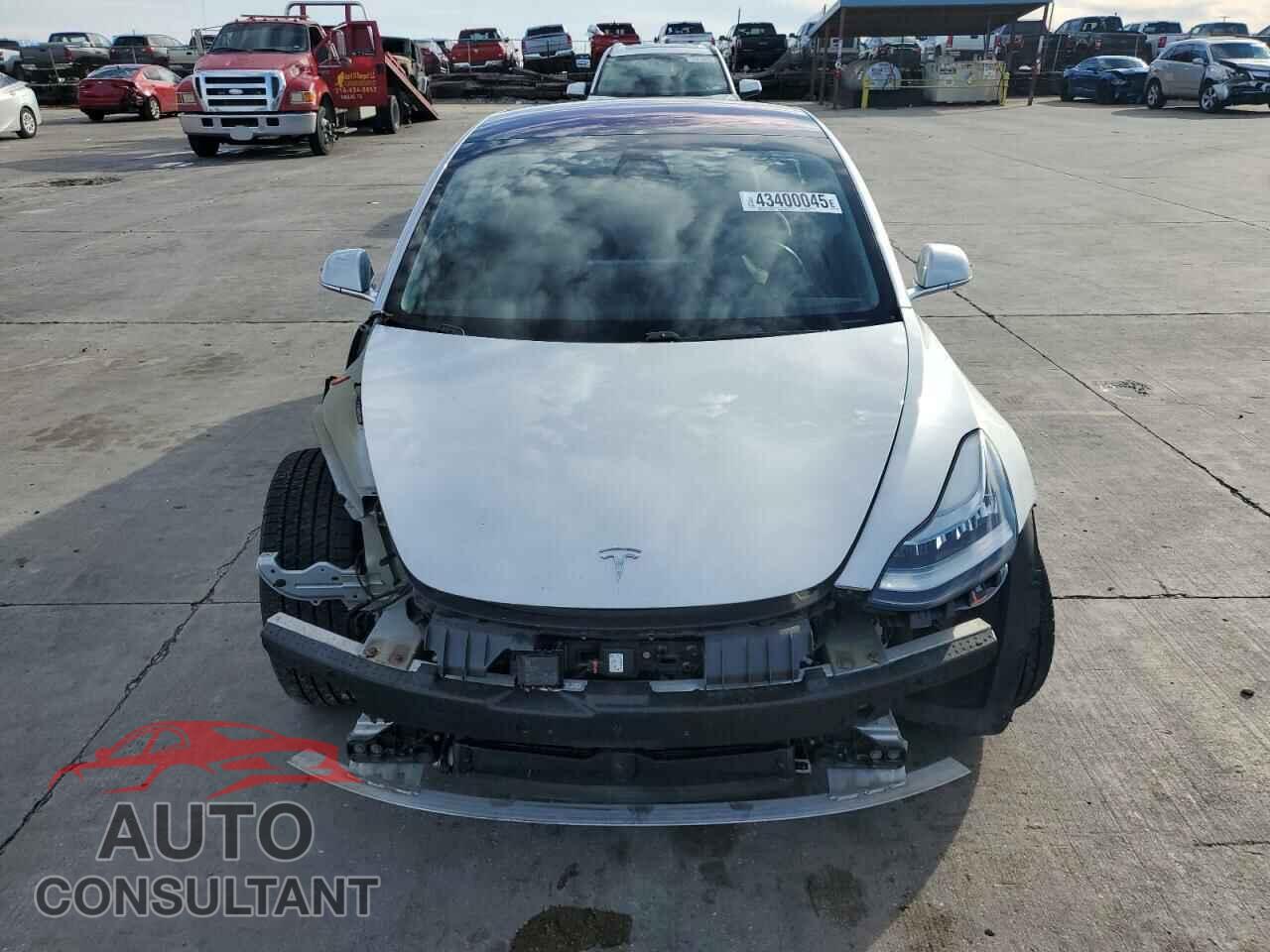 TESLA MODEL 3 2018 - 5YJ3E1EB6JF069289