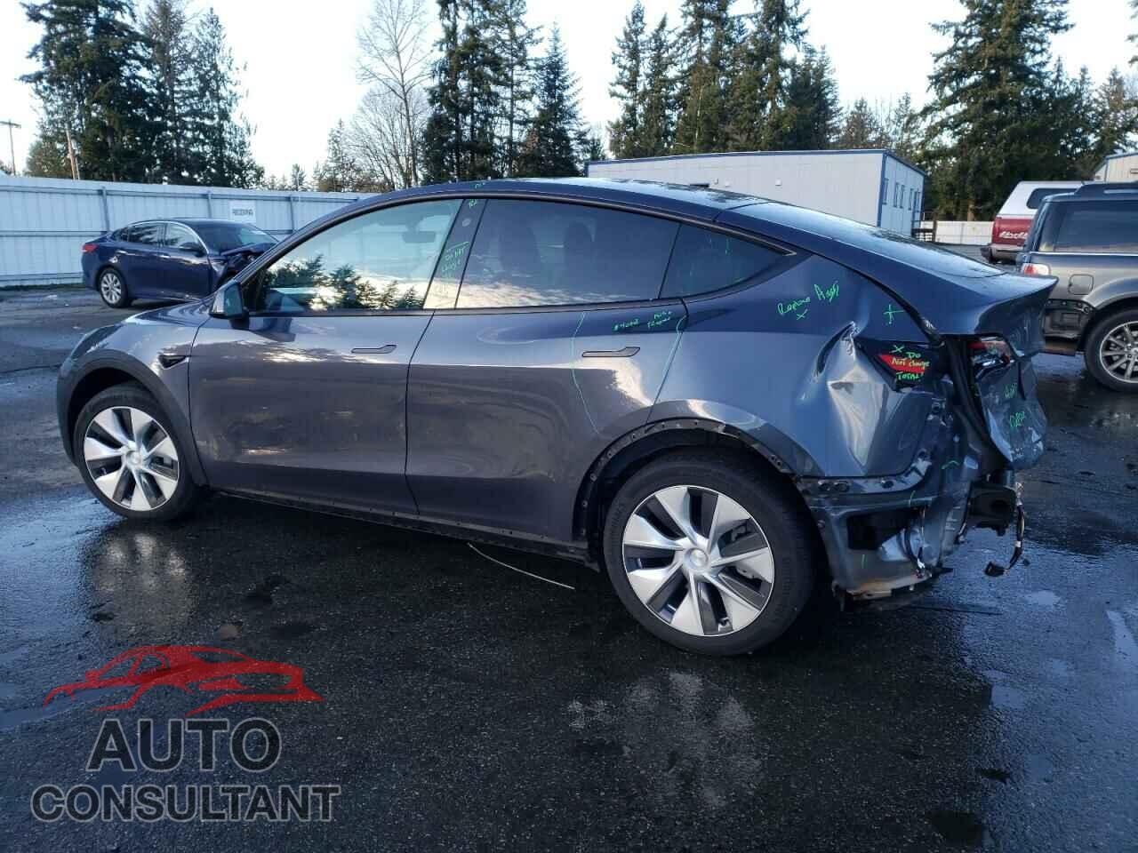 TESLA MODEL Y 2023 - 7SAYGDEE6PF789036