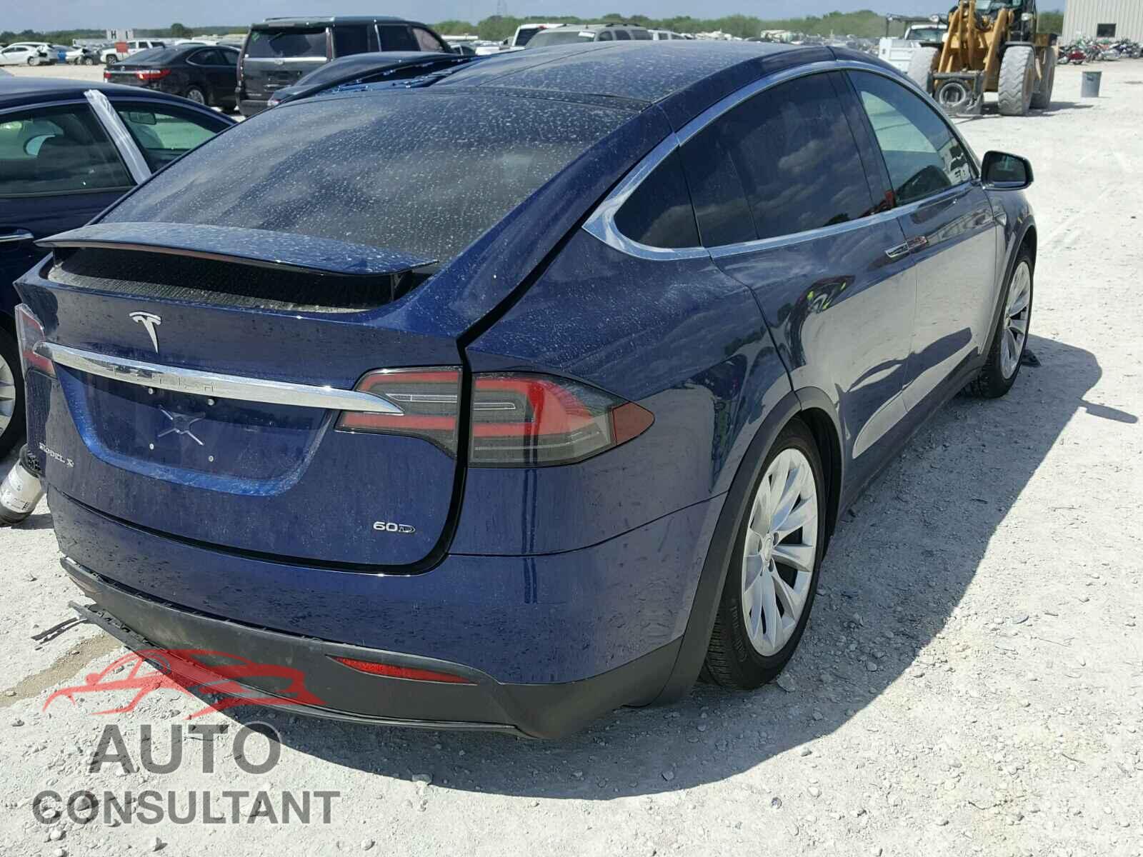 TESLA MODEL X 2016 - 5YJXCBE21GF022645