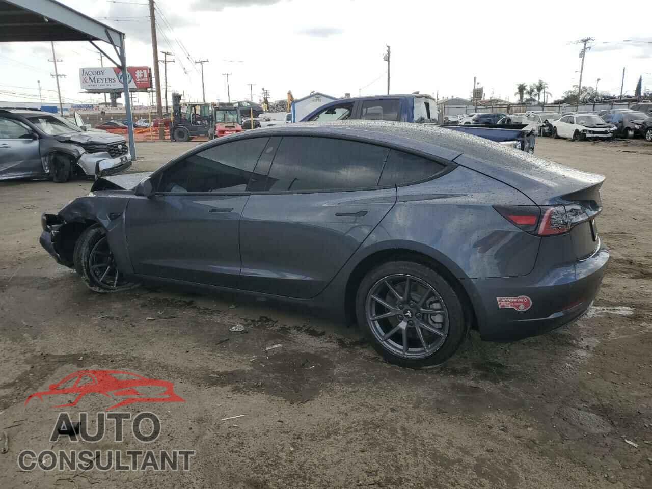 TESLA MODEL 3 2022 - 5YJ3E1EA4NF343053