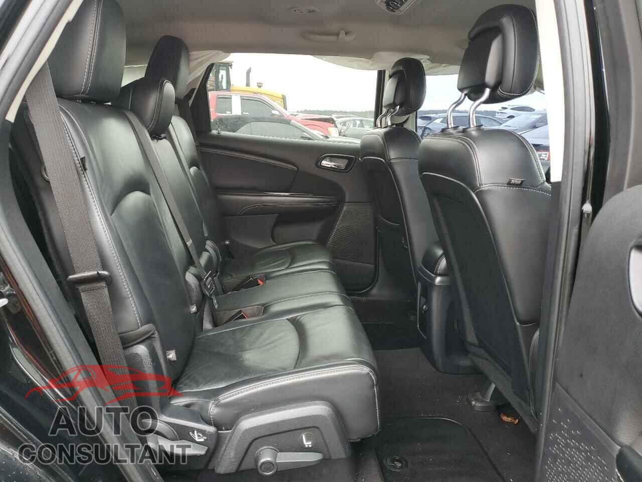 DODGE JOURNEY 2015 - 3C4PDCGGXFT639926