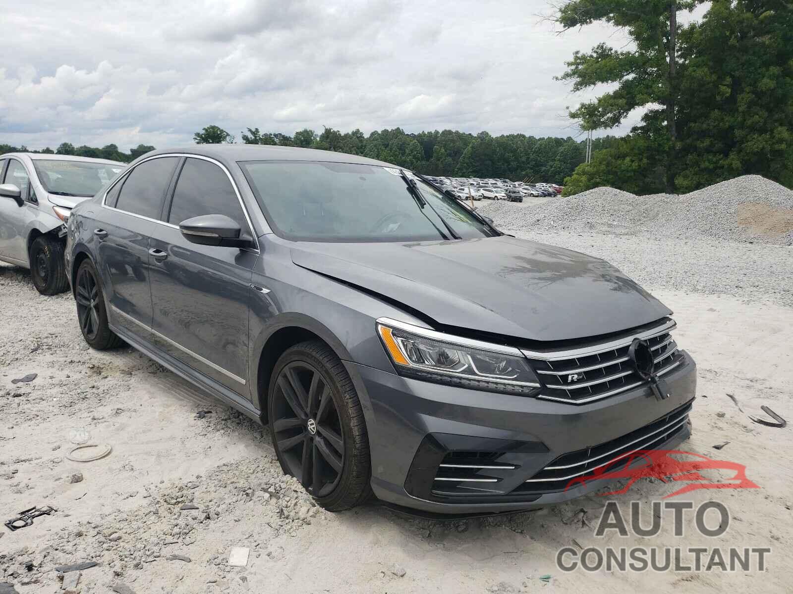 VOLKSWAGEN PASSAT 2017 - 1VWDT7A33HC039103