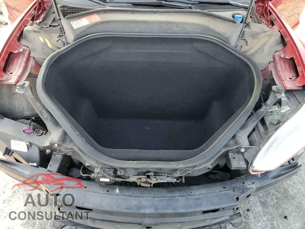 TESLA MODEL S 2016 - 5YJSA1E29GF135625