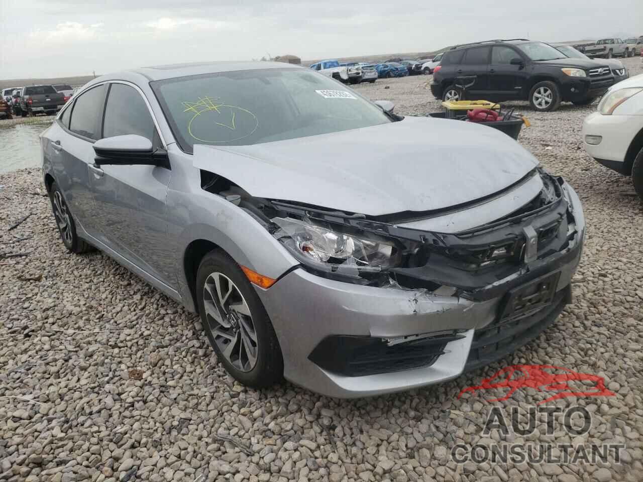 HONDA CIVIC 2018 - 2HGFC2F79JH592935