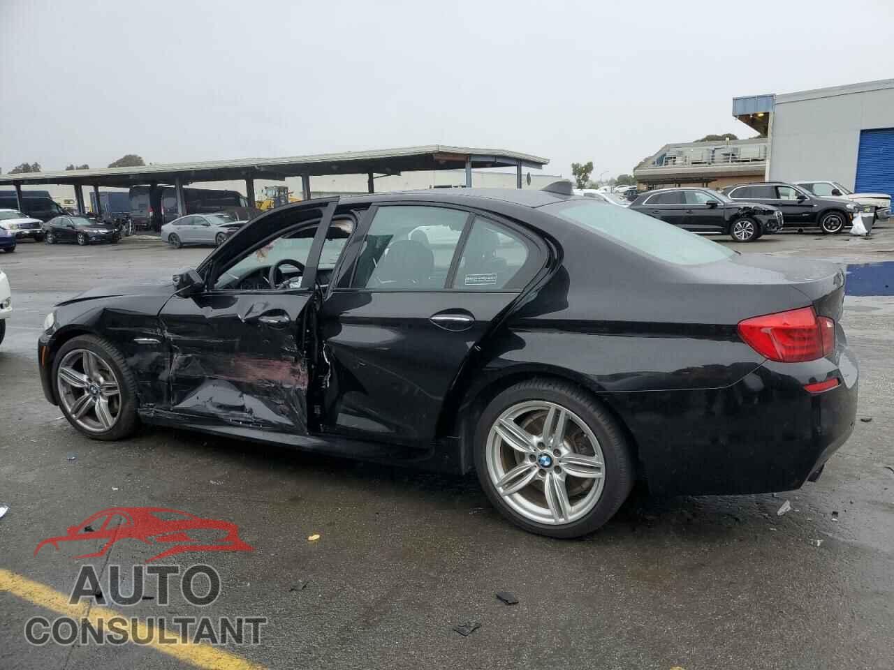 BMW 5 SERIES 2013 - WBAFR7C50DC826588