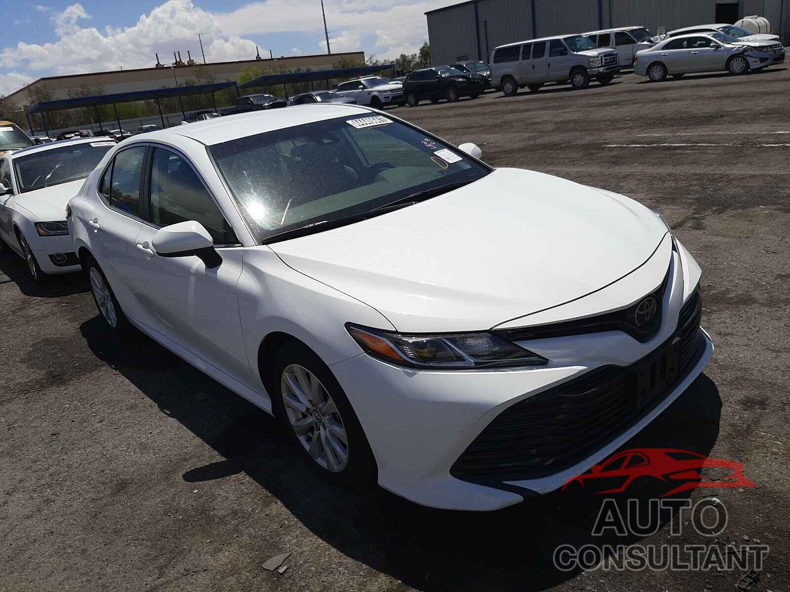 TOYOTA CAMRY 2020 - 4T1C11AK2LU930510