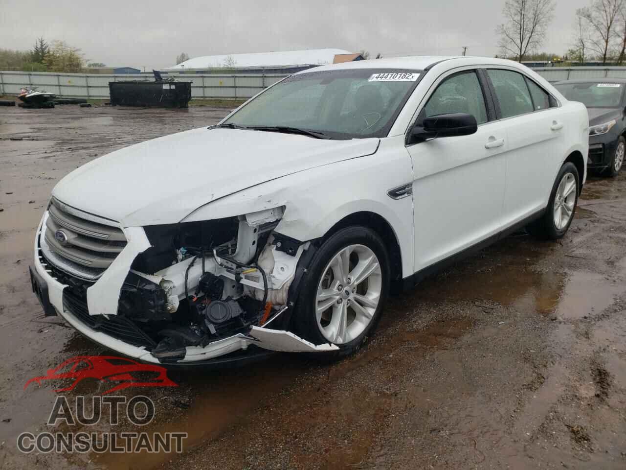 FORD TAURUS 2018 - 1FAHP2D84JG136396