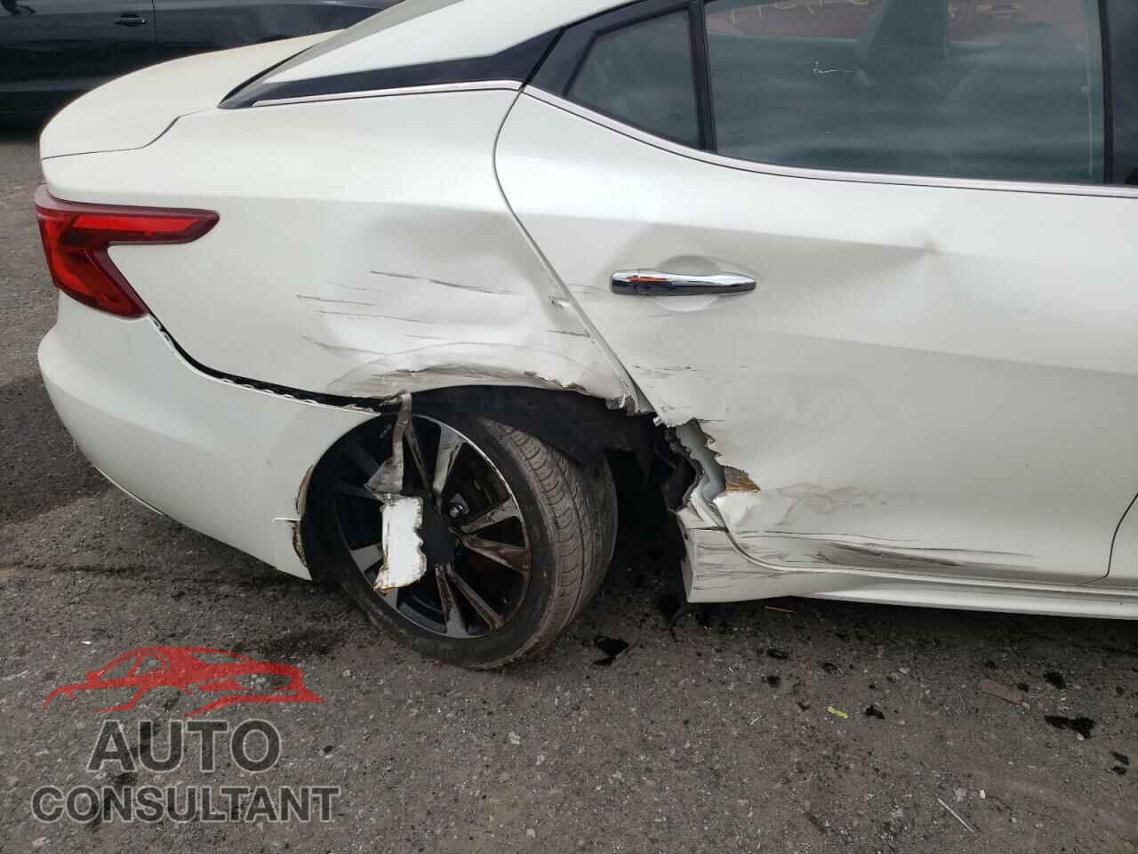 NISSAN MAXIMA 2017 - 1N4AA6AP5HC444703