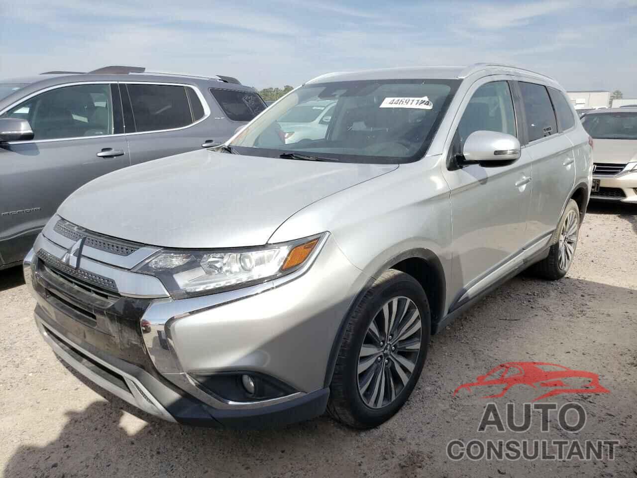 MITSUBISHI OUTLANDER 2020 - JA4AD3A36LZ028446