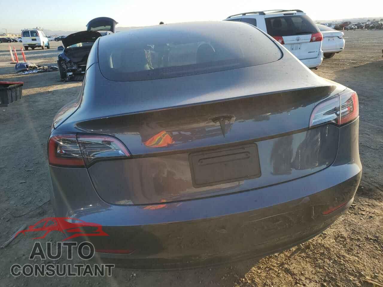 TESLA MODEL 3 2023 - 5YJ3E1EA8PF682806