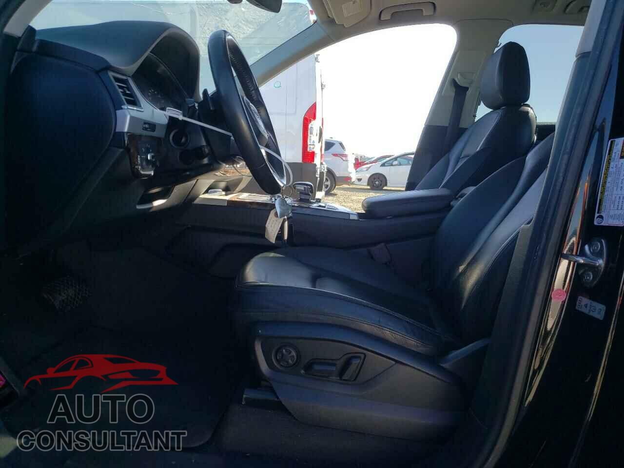 AUDI Q7 2018 - WA1AHAF75JD009286