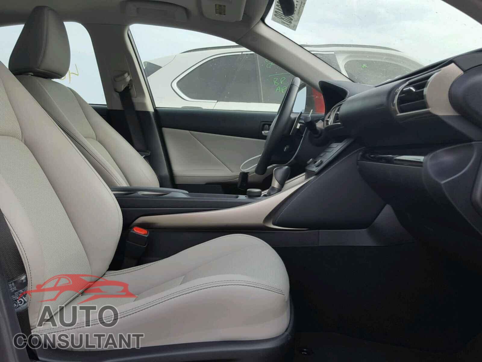 LEXUS IS 250 2015 - JTHBF1D21F5048206