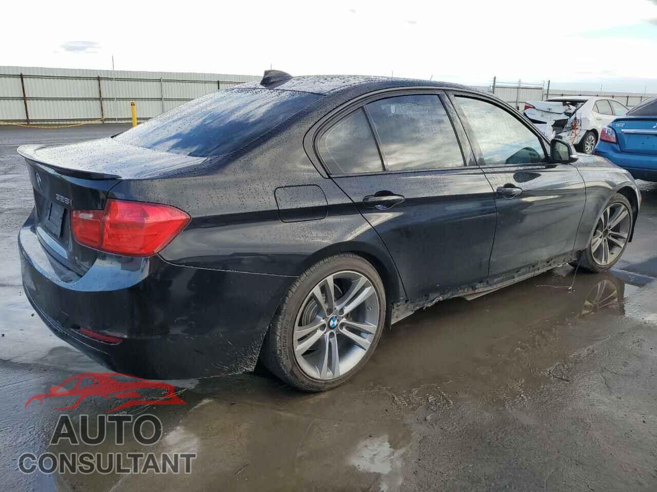 BMW 3 SERIES 2012 - WBA3A5C55CF256633