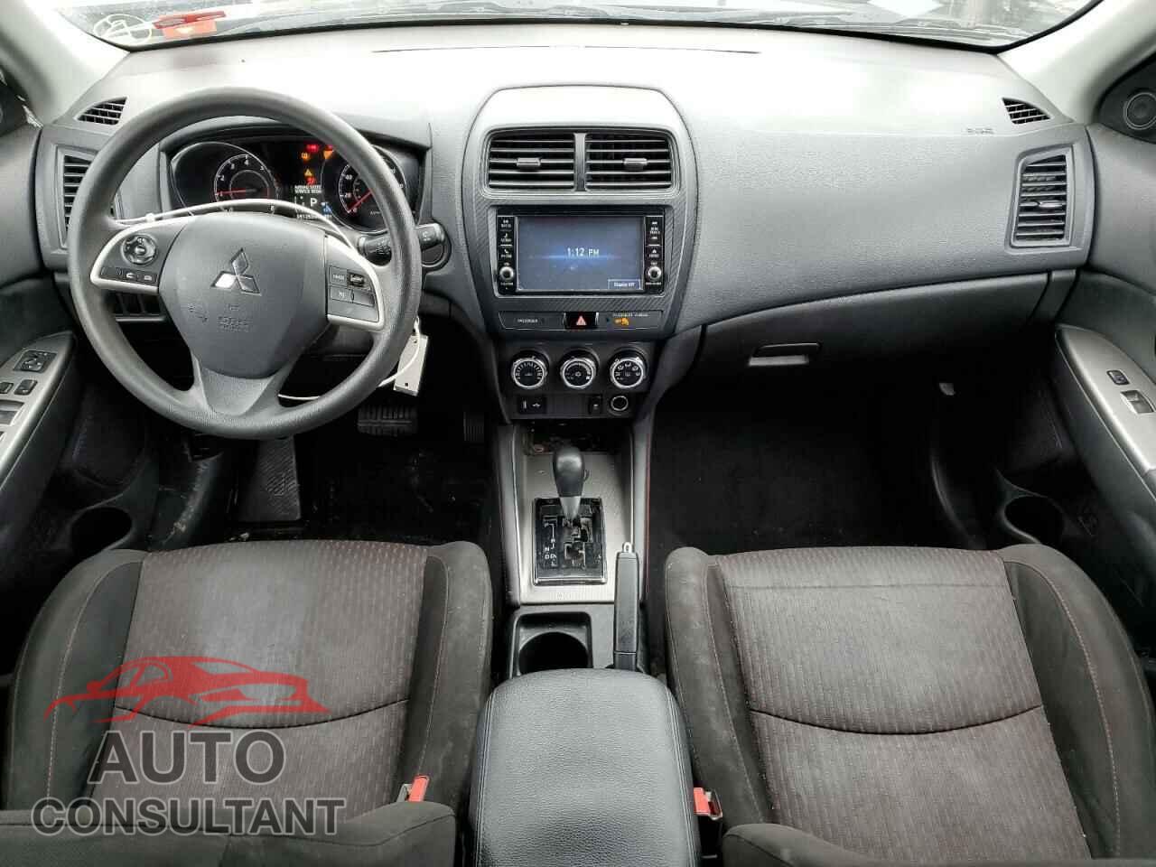 MITSUBISHI OUTLANDER 2019 - JA4AP3AU1KU024042
