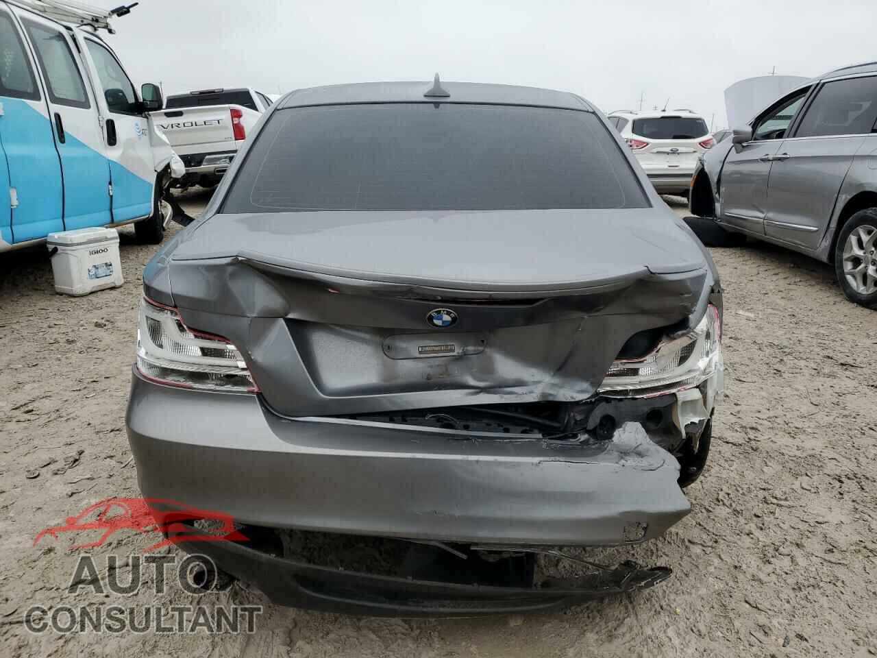 BMW 1 SERIES 2011 - WBAUC9C56BVM09594