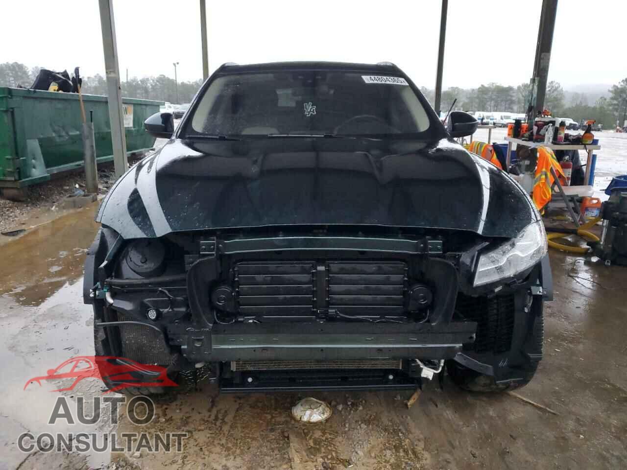 JAGUAR F-PACE 2018 - SADCL2FX1JA295789
