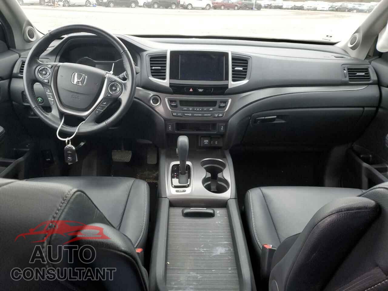 HONDA PILOT 2017 - 5FNYF6H69HB094793
