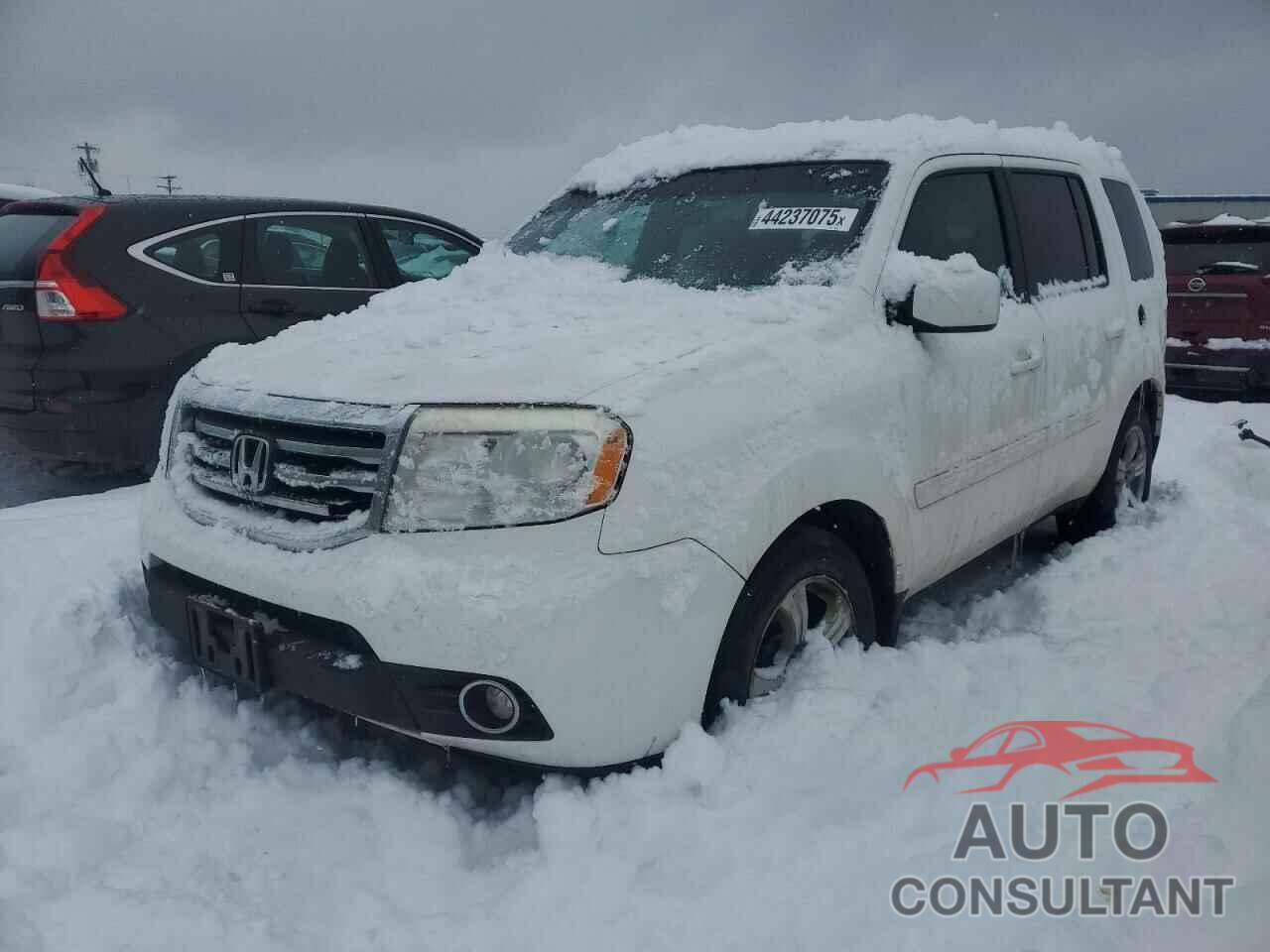 HONDA PILOT 2015 - 5FNYF4H41FB004987