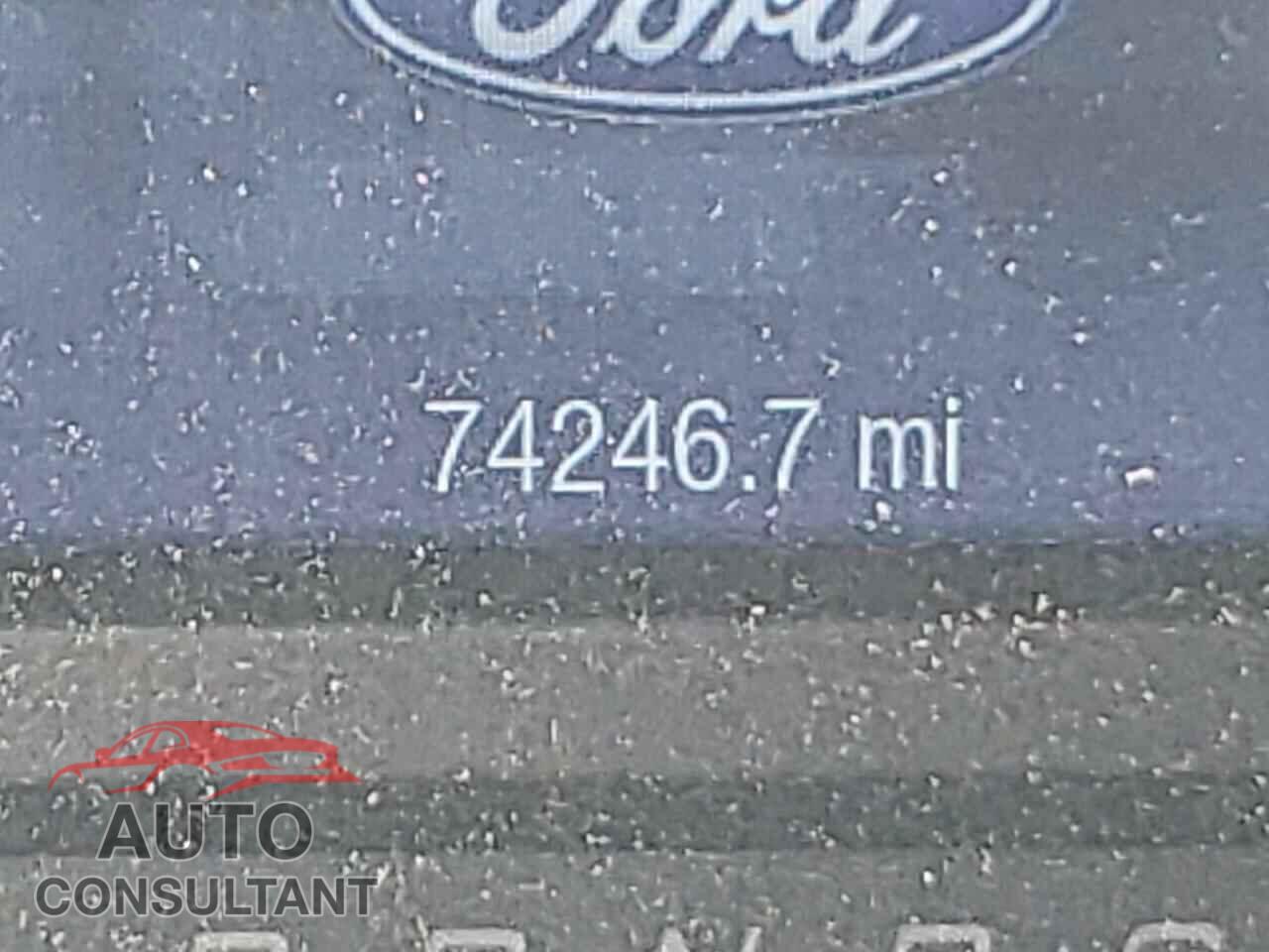 FORD TAURUS 2017 - 1FAHP2E88HG120680