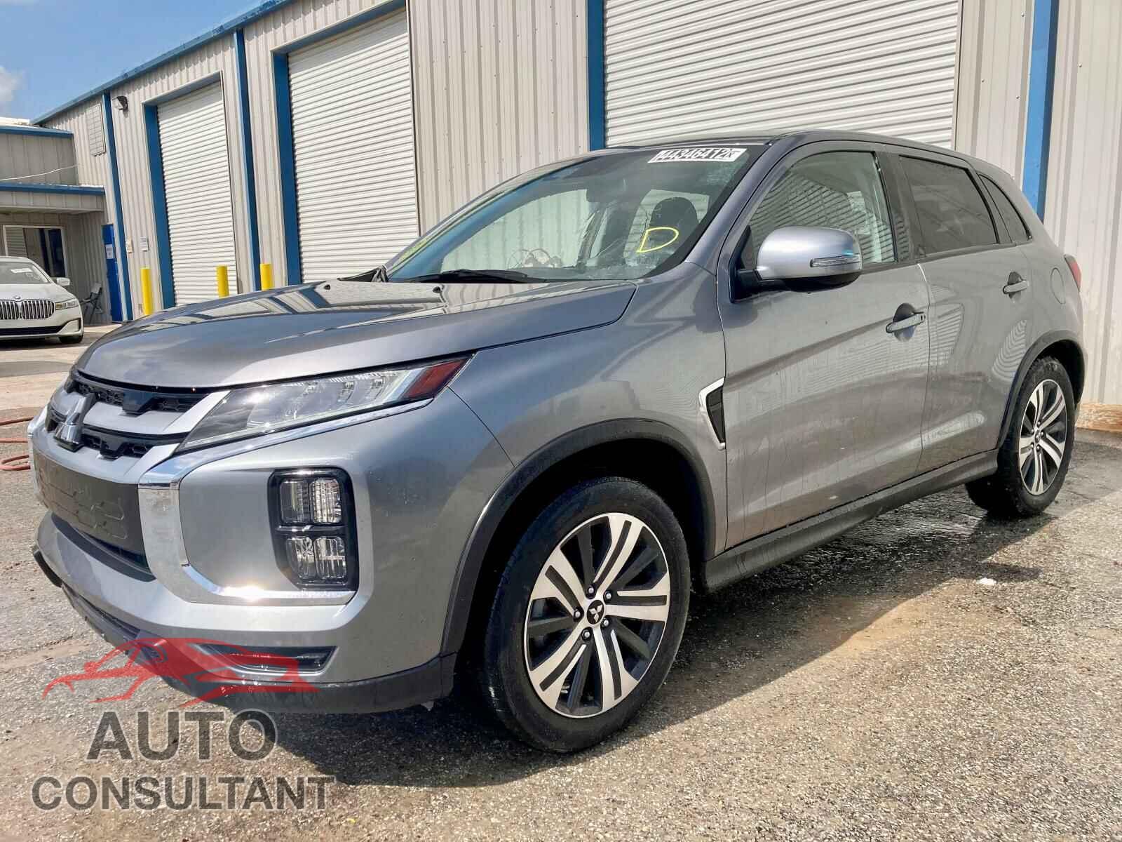 MITSUBISHI OUTLANDER 2020 - JA4AR3AU8LU020226