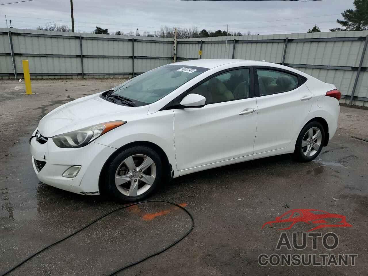 HYUNDAI ELANTRA 2013 - 5NPDH4AE5DH175607