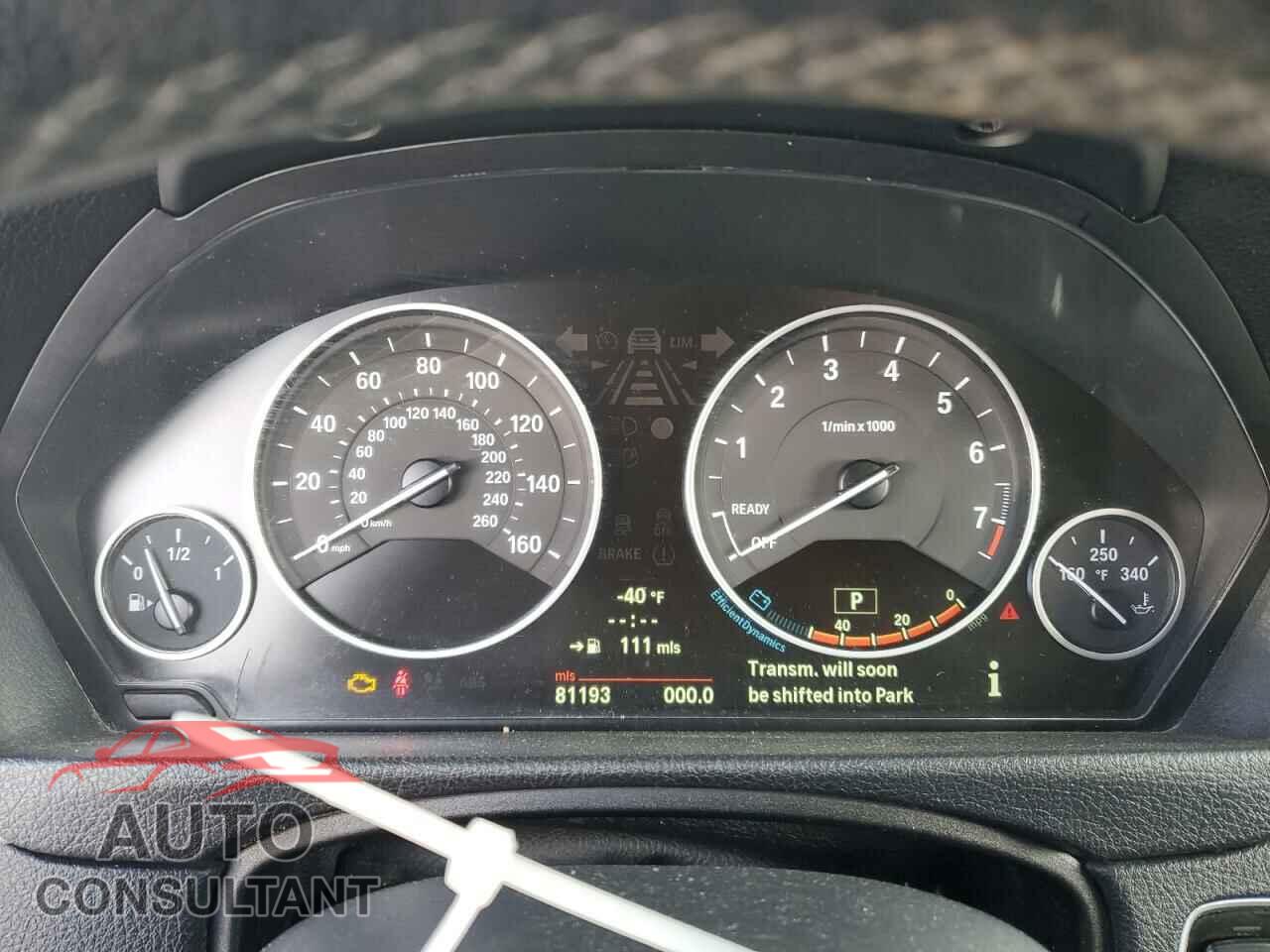 BMW 3 SERIES 2013 - WBA3B5C5XDF593068