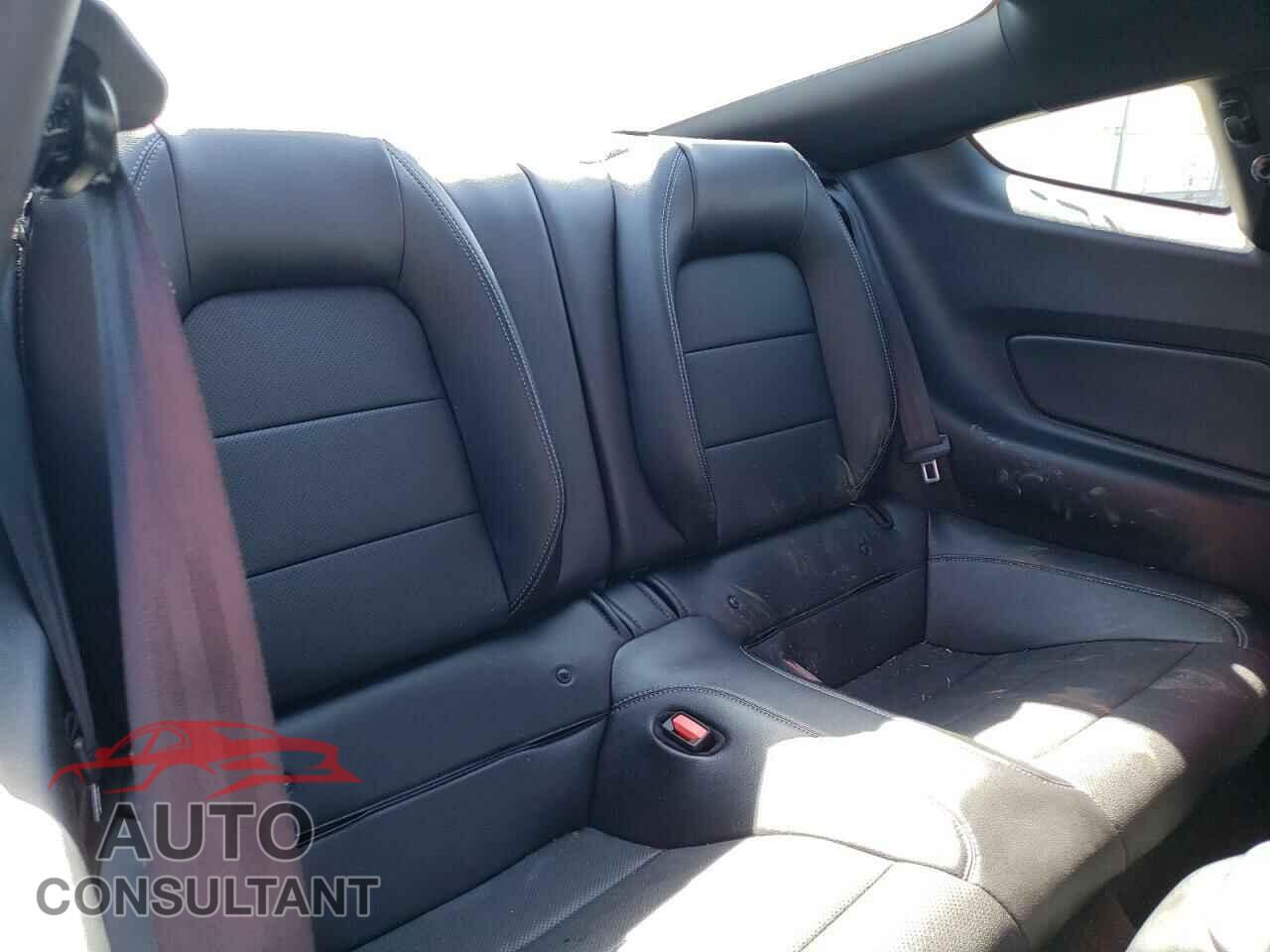 FORD MUSTANG 2022 - 1FA6P8TH2N5106147