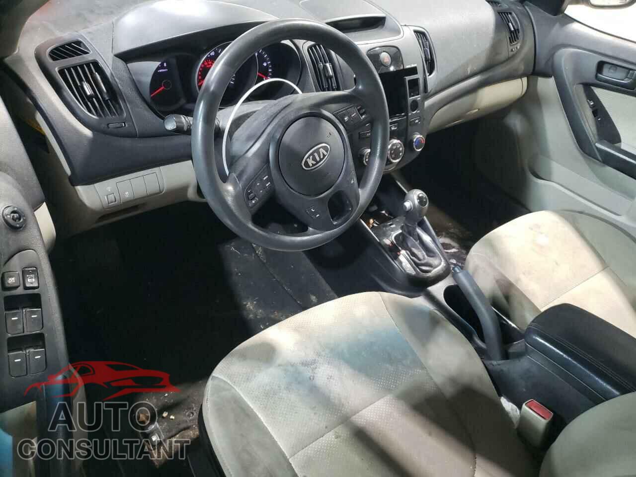 KIA FORTE 2011 - KNAFU4A23B5423521