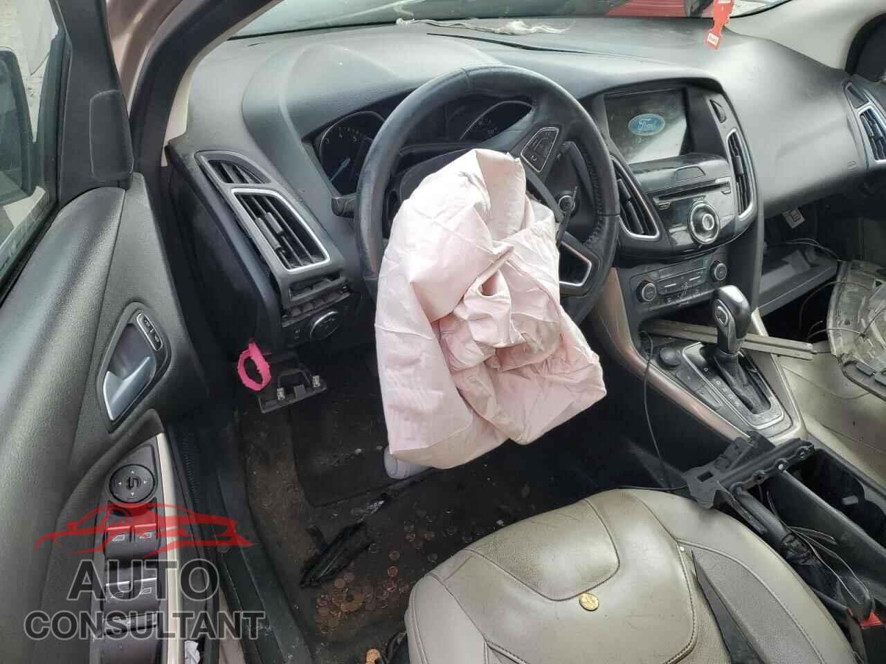 FORD FOCUS 2018 - 1FADP3J25JL218455