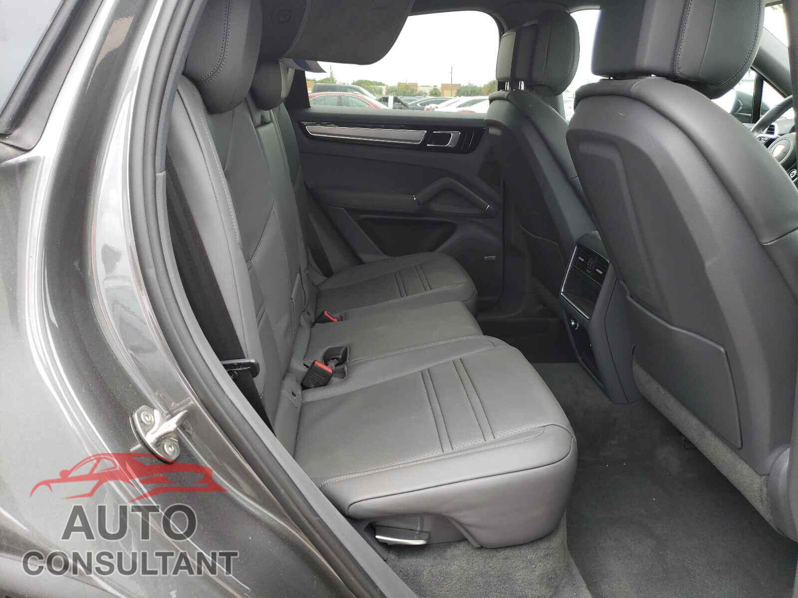 PORSCHE CAYENNE 2020 - WP1BB2AY1LDA57662