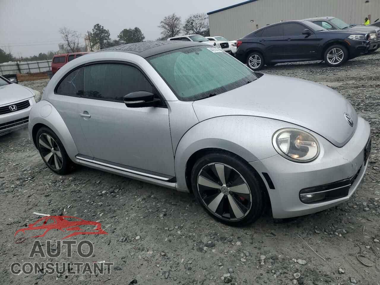 VOLKSWAGEN BEETLE 2012 - 3VWVA7AT0CM622942