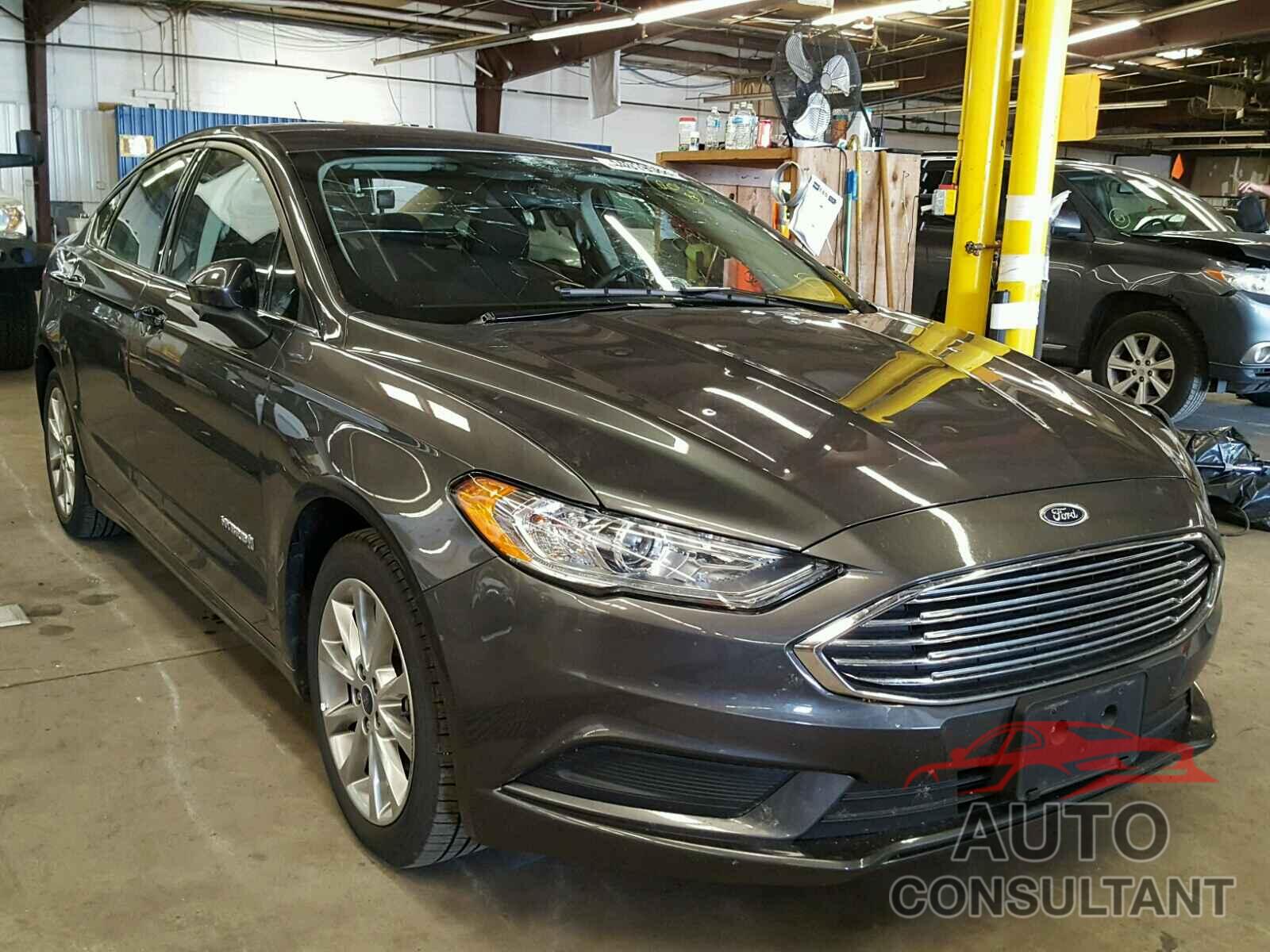FORD FUSION 2017 - 3FA6P0LU1HR381220